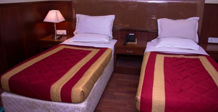 Hotel Noor Empire International Kormangala Бангалор Екстериор снимка