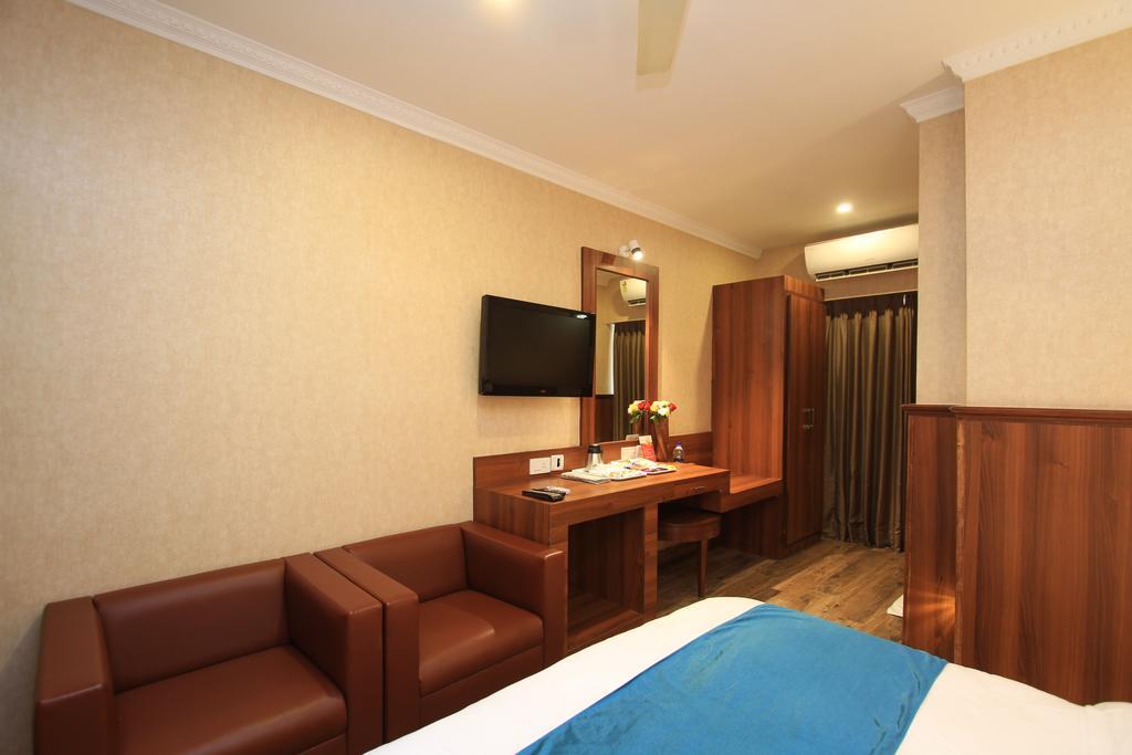 Hotel Noor Empire International Kormangala Бангалор Екстериор снимка