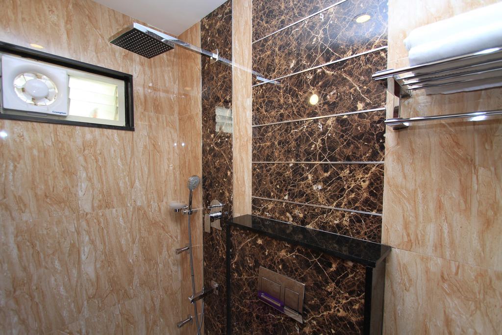 Hotel Noor Empire International Kormangala Бангалор Екстериор снимка